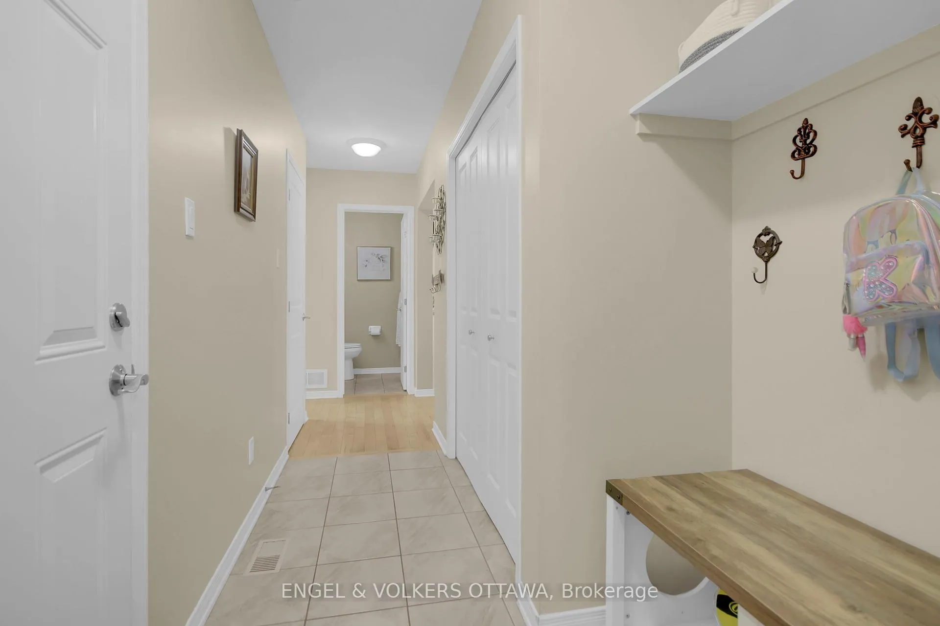Photo 18 of 153 Arrowwood Drive, Ottawa, Stittsville (South) — HOMEH