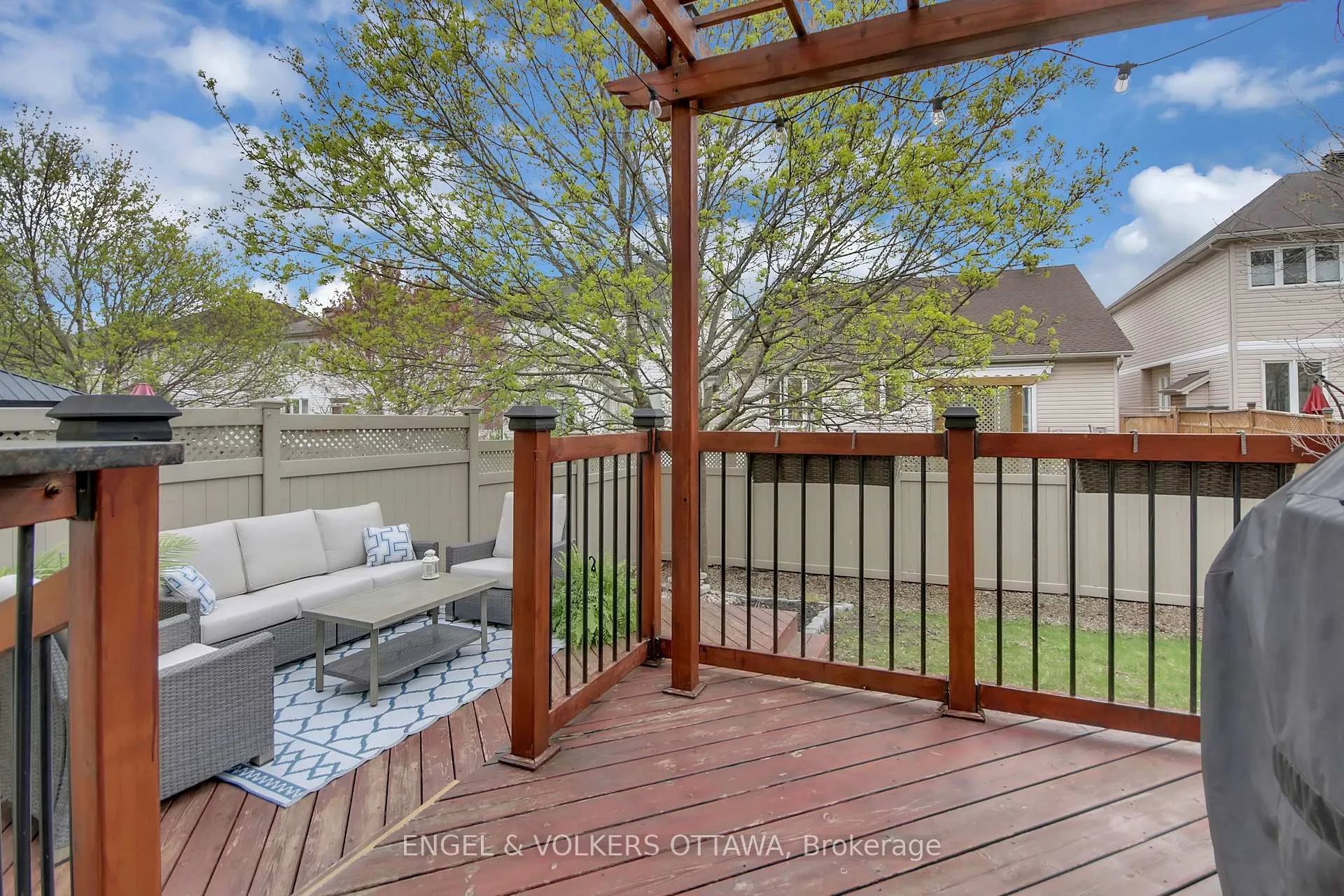 Photo 34 of 153 Arrowwood Drive, Ottawa, Stittsville (South) — HOMEH
