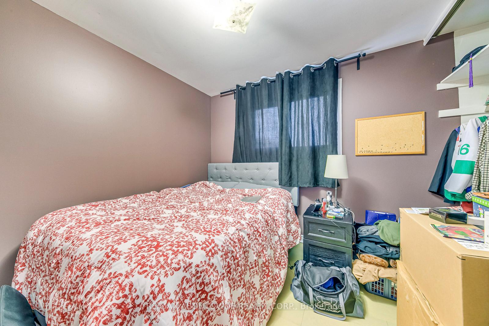 Photo 15 of 4312 Longmoor Drive, Burlington, Shoreacres — HOMEH