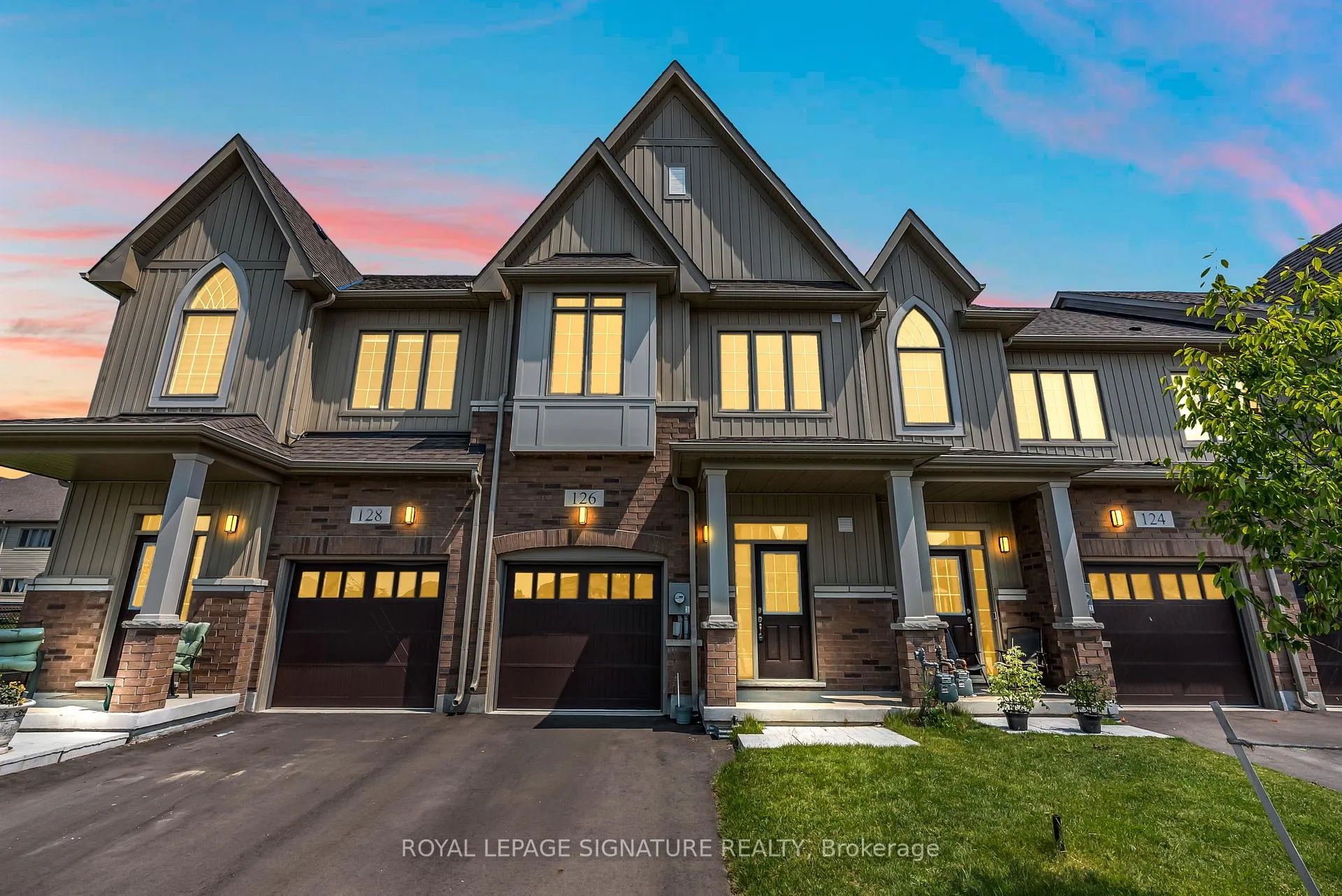 Front of 126 Waters Way