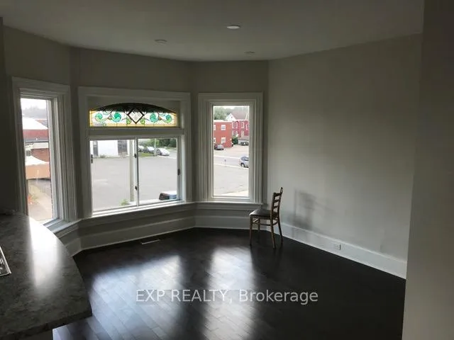 Photo 12 of 14 William Street W, Smiths Falls — HOMEH