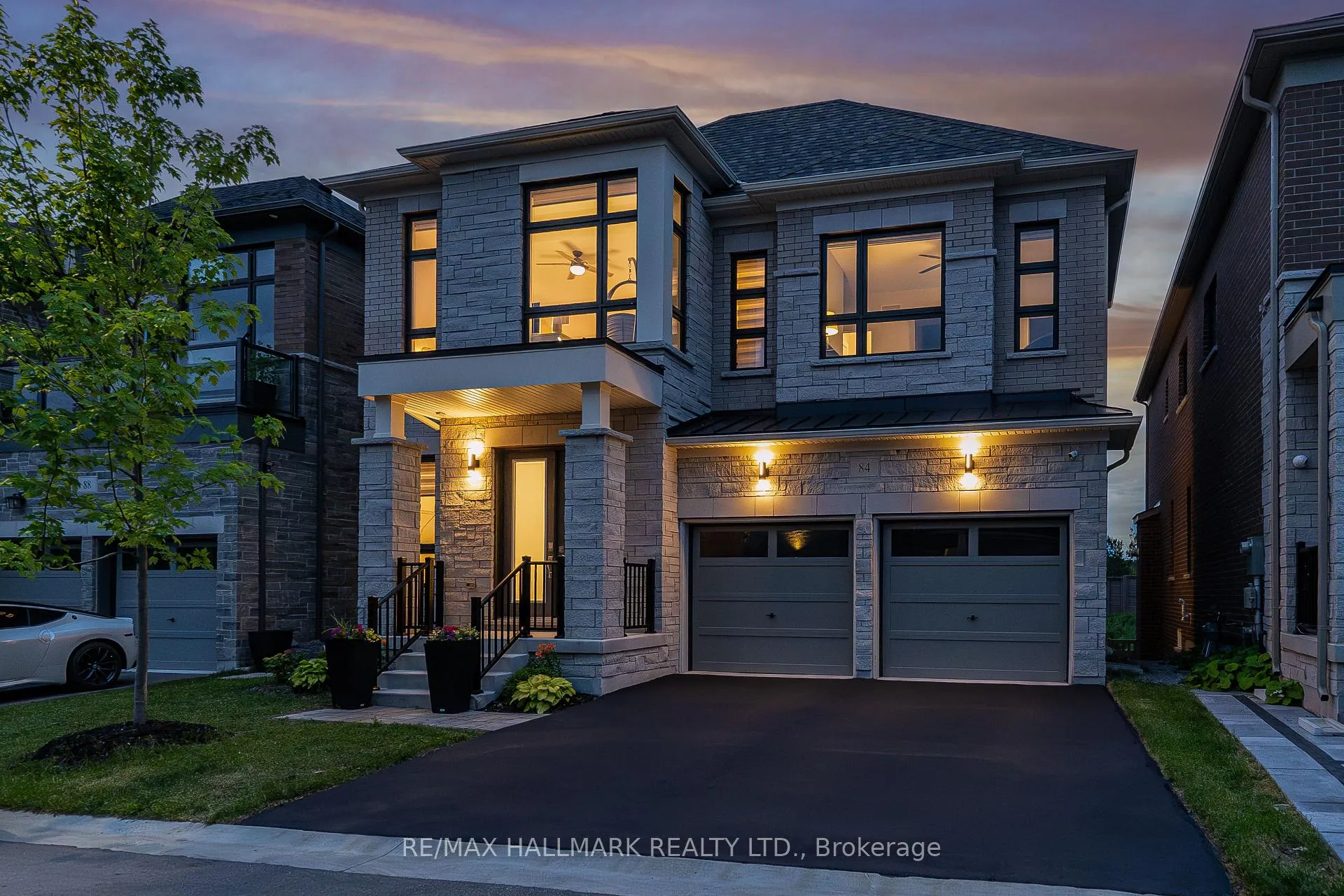 Photo 1 of 84 Pine Hill Crescent, Aurora, Aurora Estates — HOMEH