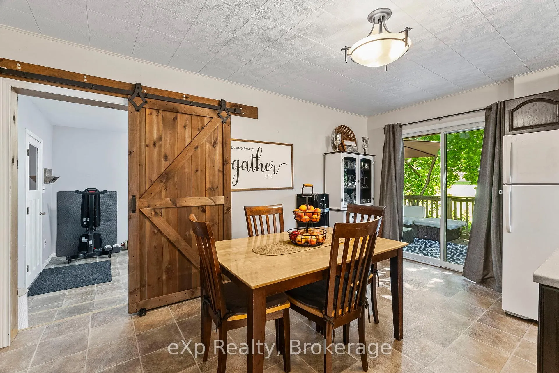 Photo 16 of 140 King Street E, Wellington North, Mount Forest — HOMEH