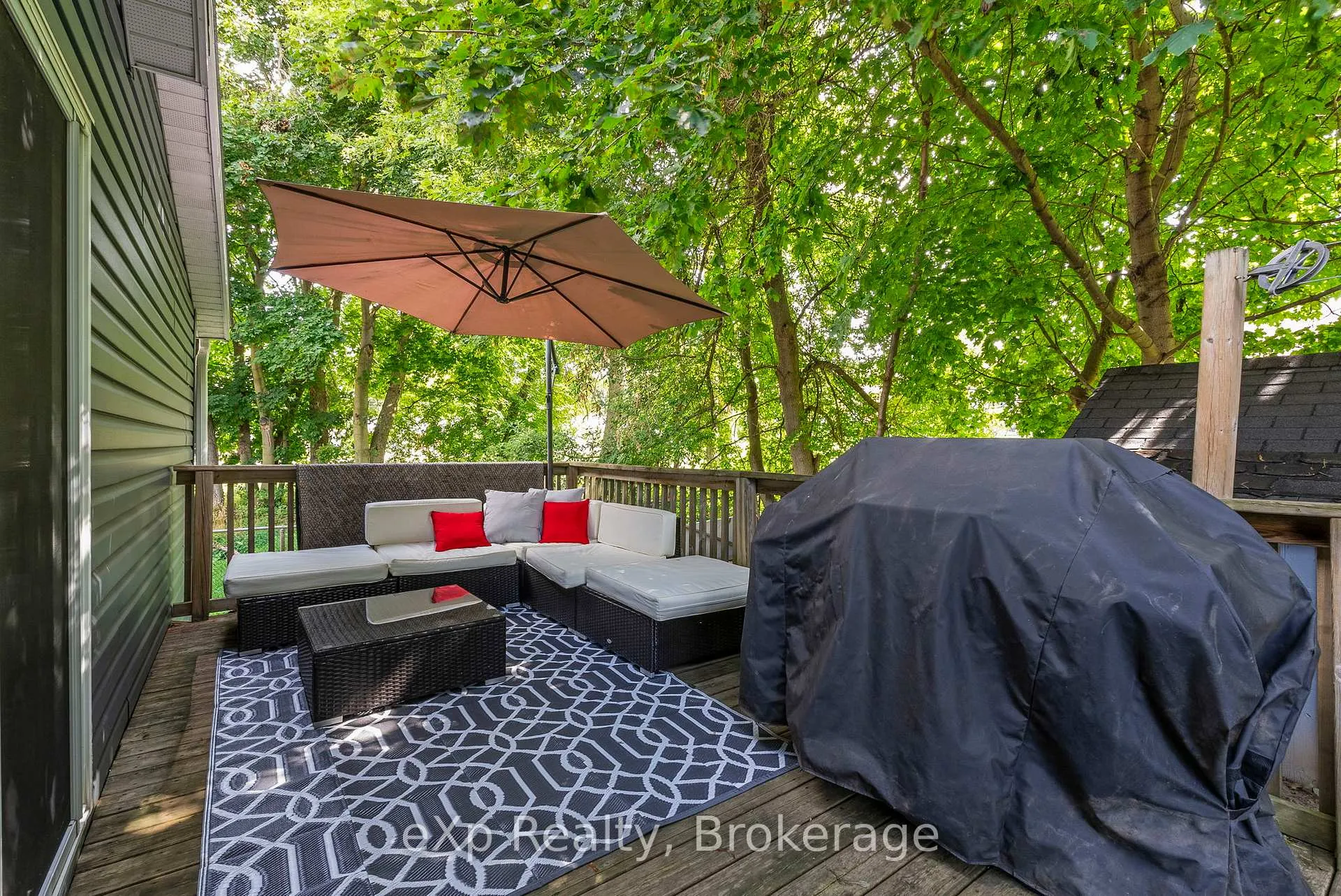 Photo 38 of 140 King Street E, Wellington North, Mount Forest — HOMEH