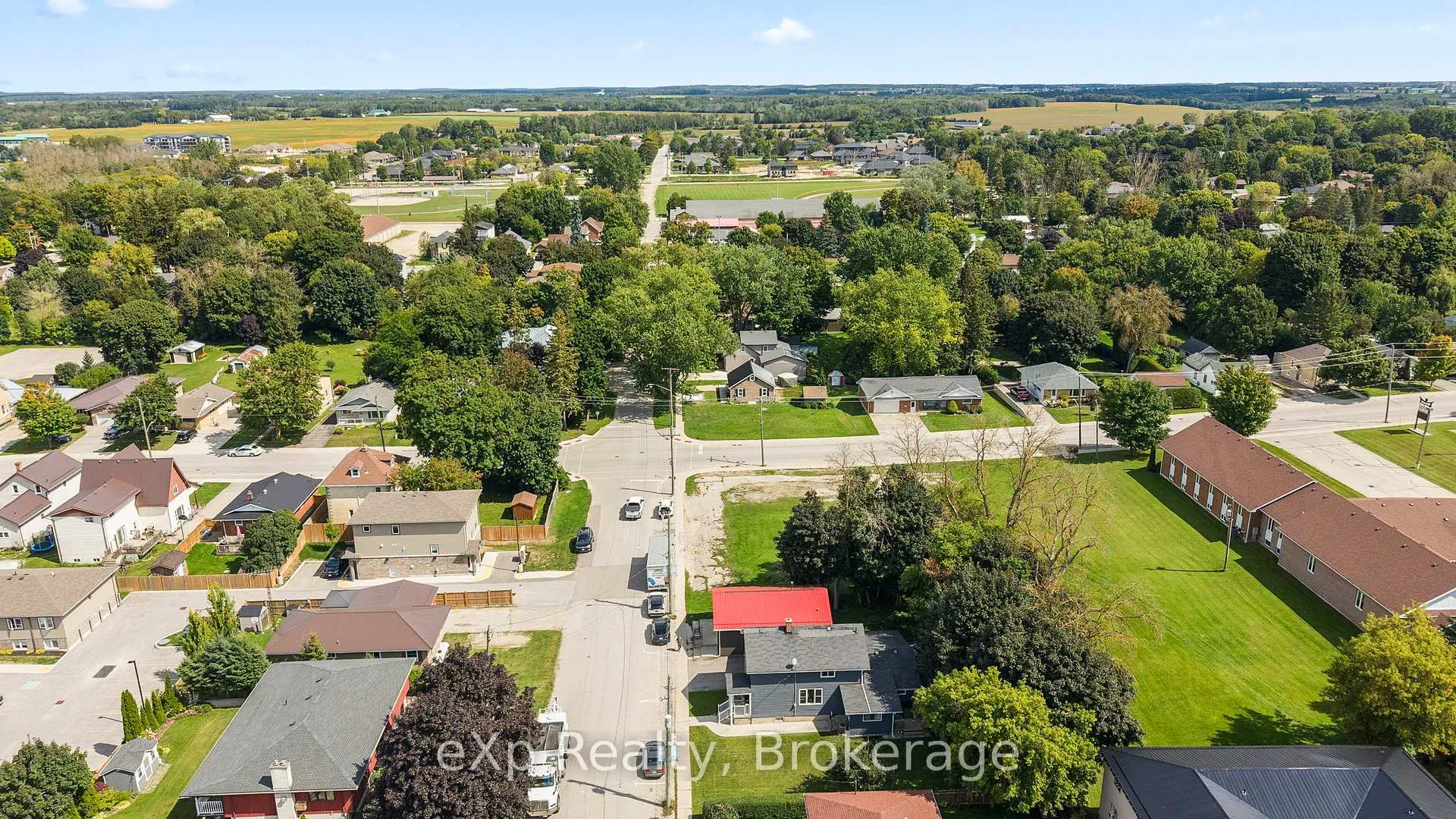 Photo 42 of 140 King Street E, Wellington North, Mount Forest — HOMEH