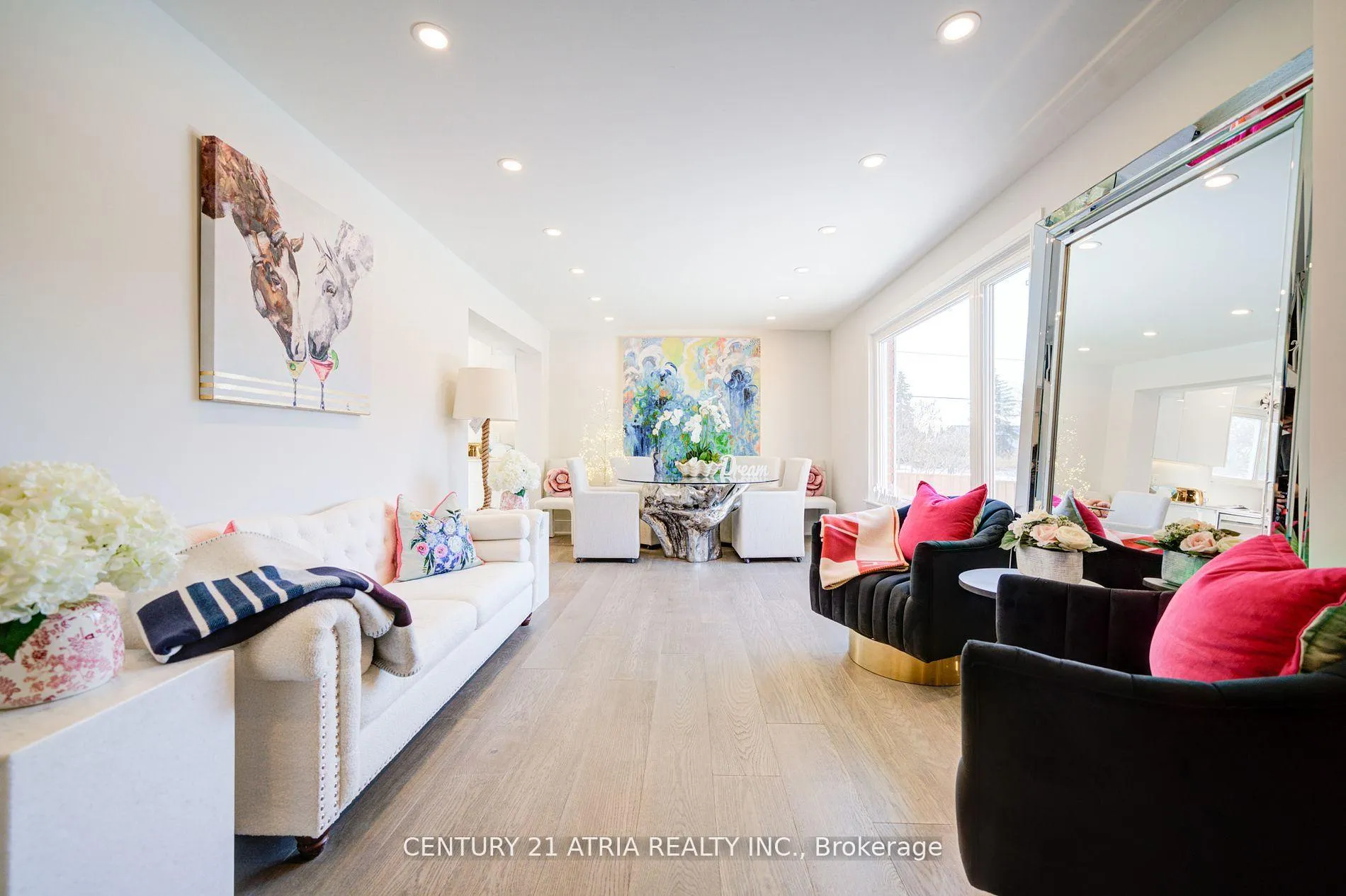 Photo 6 of 1 Hamilton Hall Drive, Markham, Markham Village — HOMEH