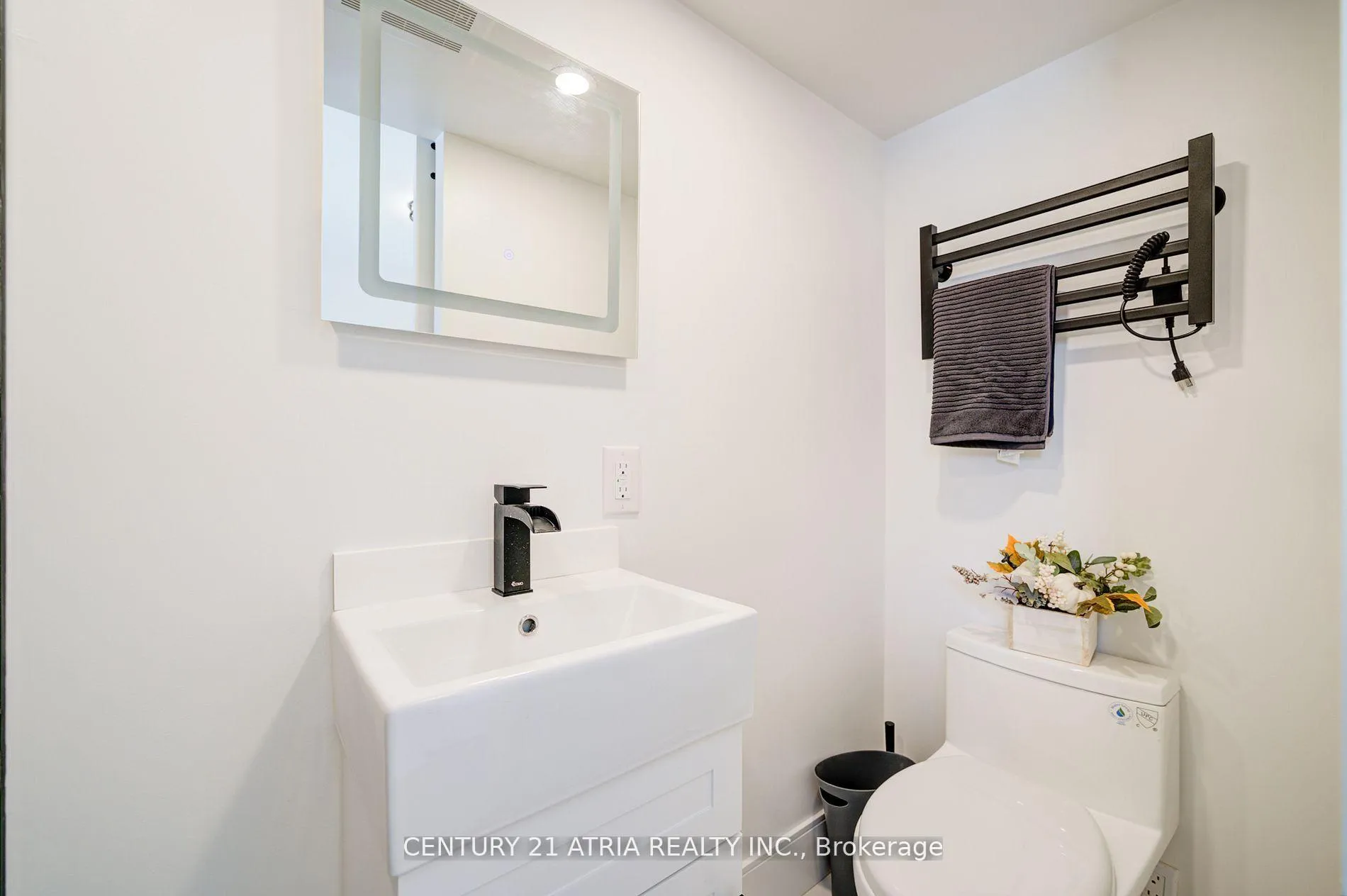 Photo 37 of 1 Hamilton Hall Drive, Markham, Markham Village — HOMEH