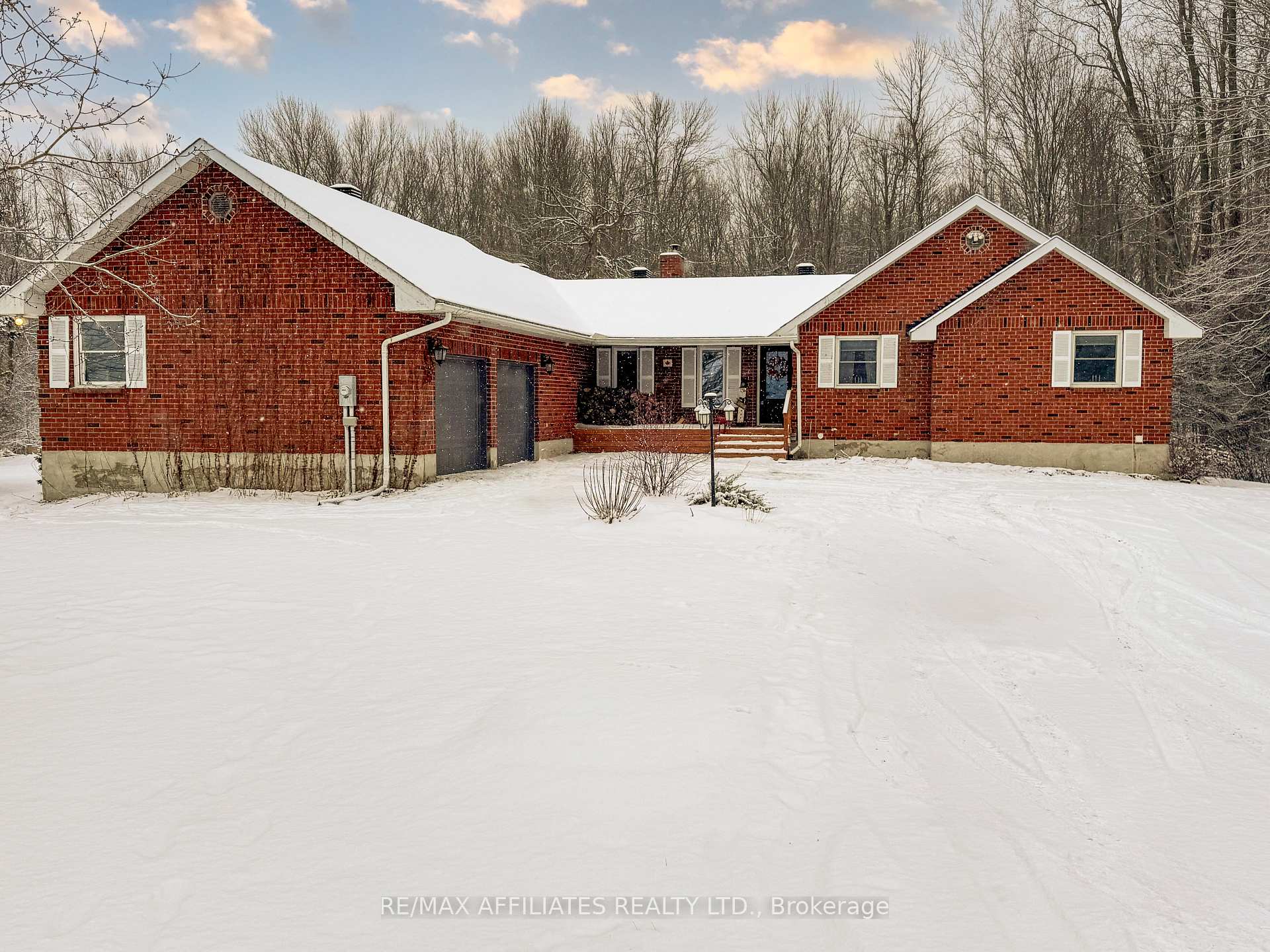 Photo 1 of 2019 Ventnor Road, Edwardsburgh/Cardinal, Edwardsburgh/Cardinal Twp — HOMEH