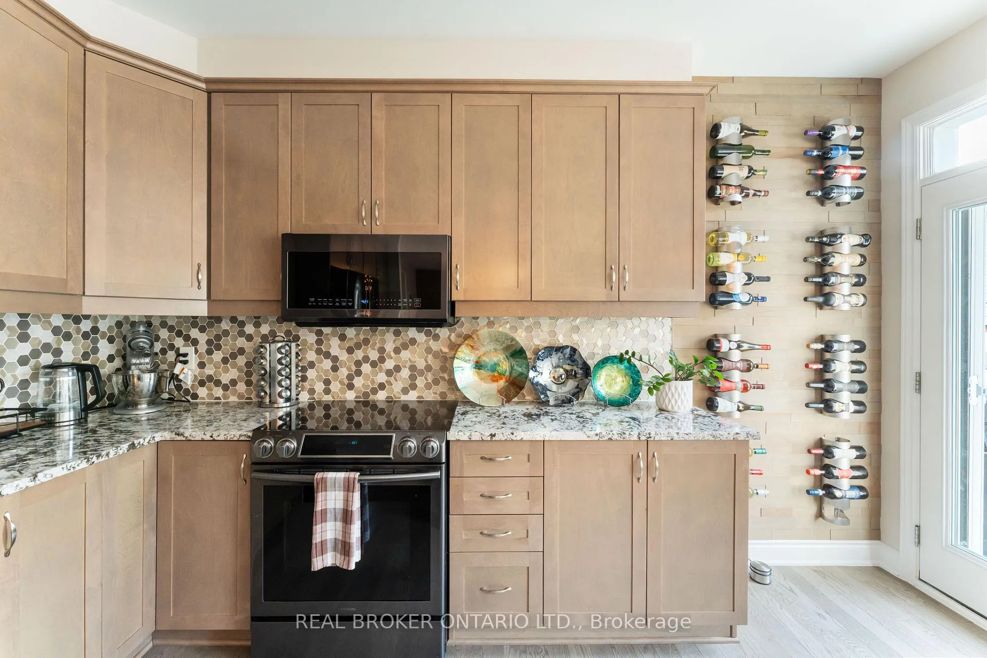 Photo 11 of 373 River Landing Avenue, Ottawa, Barrhaven - Half Moon Bay — HOMEH