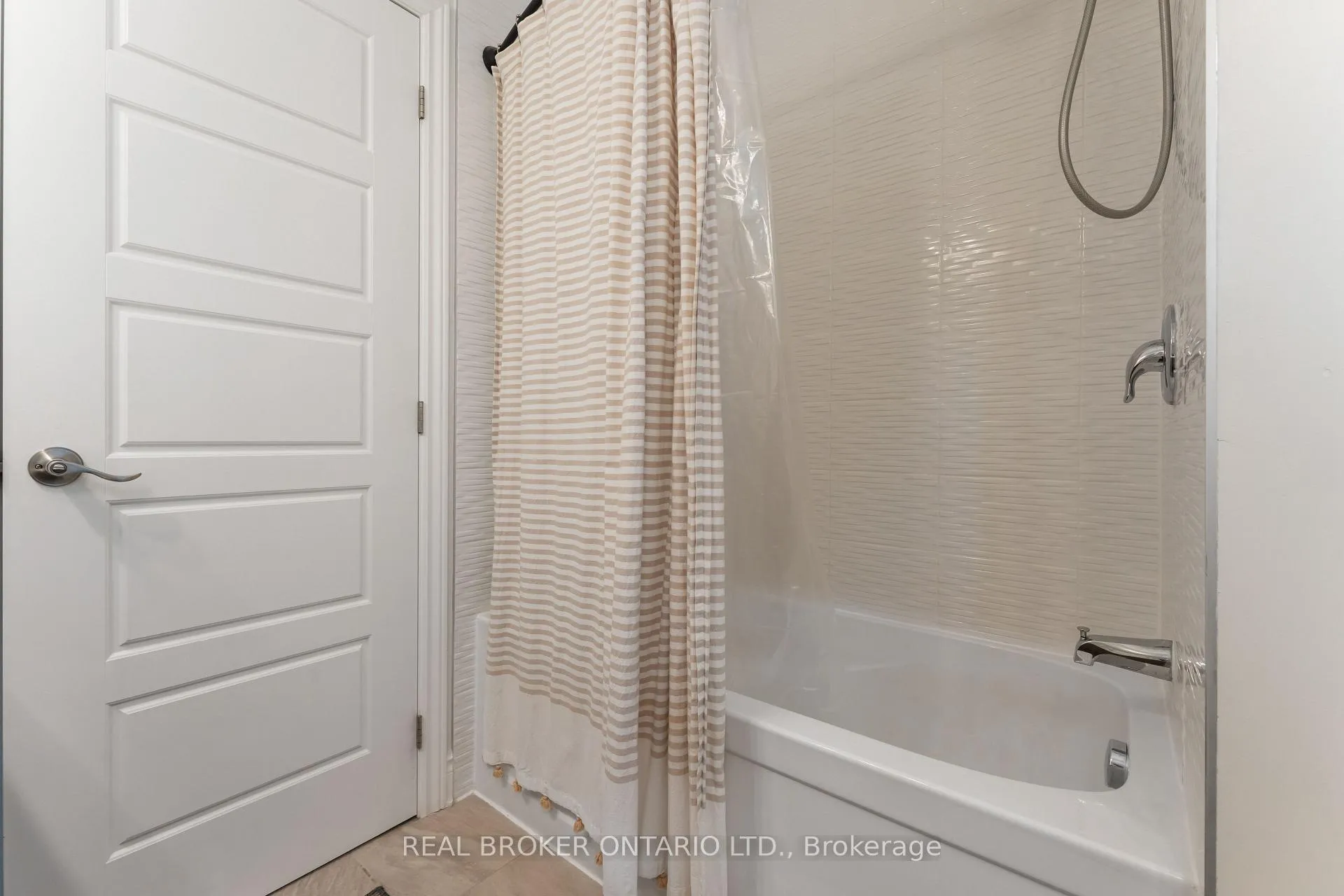 Photo 31 of 373 River Landing Avenue, Ottawa, Barrhaven - Half Moon Bay — HOMEH