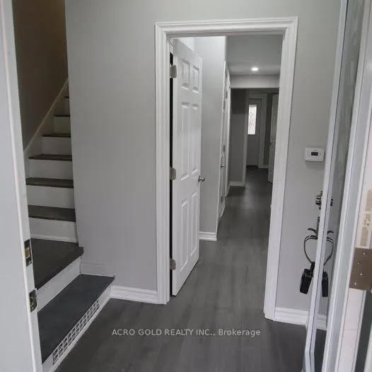Photo 2 of Unit 01, 297 Cumberland Avenue, Hamilton, Blakeley — HOMEH