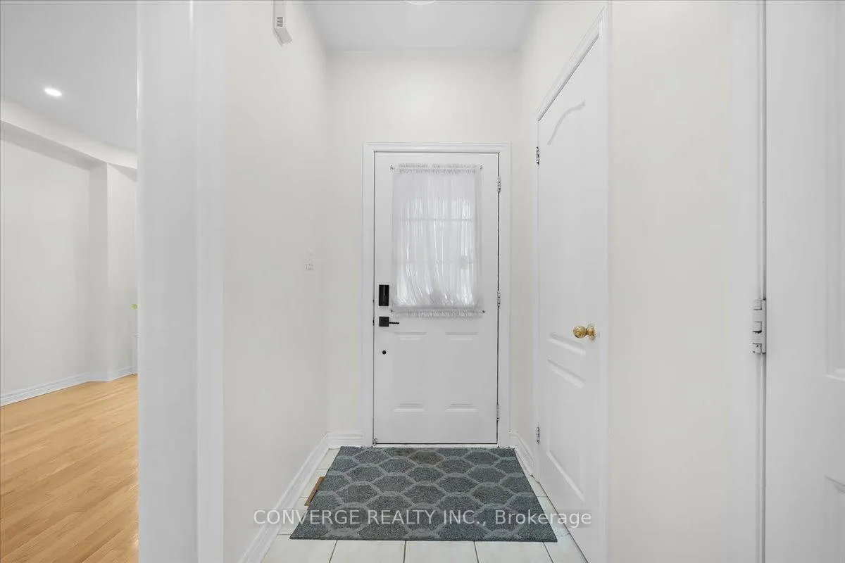 Photo 3 of 101 Park Place Drive, Markham, Greensborough — HOMEH
