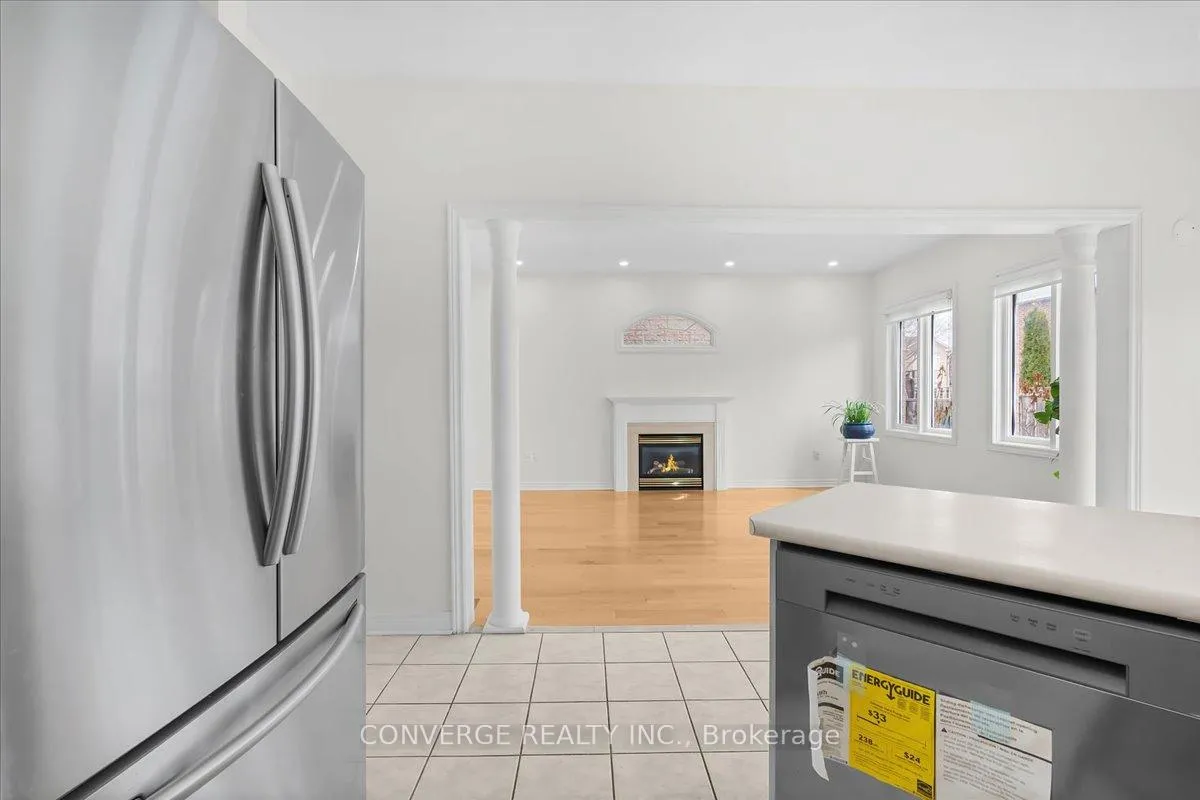 Photo 9 of 101 Park Place Drive, Markham, Greensborough — HOMEH