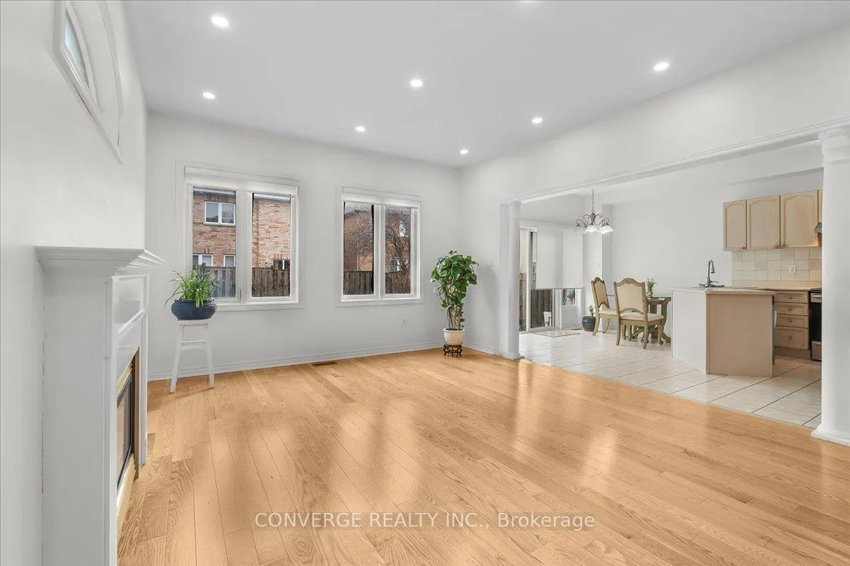 Photo 12 of 101 Park Place Drive, Markham, Greensborough — HOMEH