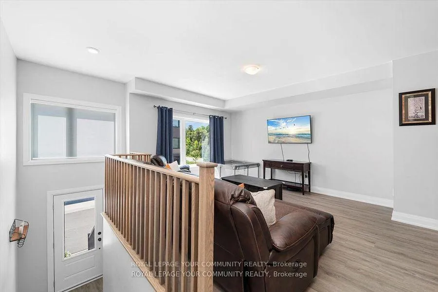 Photo 6 of 1494 Purchase Place N, Innisfil, Lefroy — HOMEH