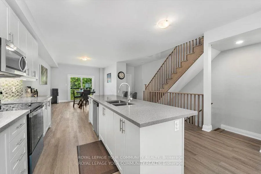 Photo 16 of 1494 Purchase Place N, Innisfil, Lefroy — HOMEH