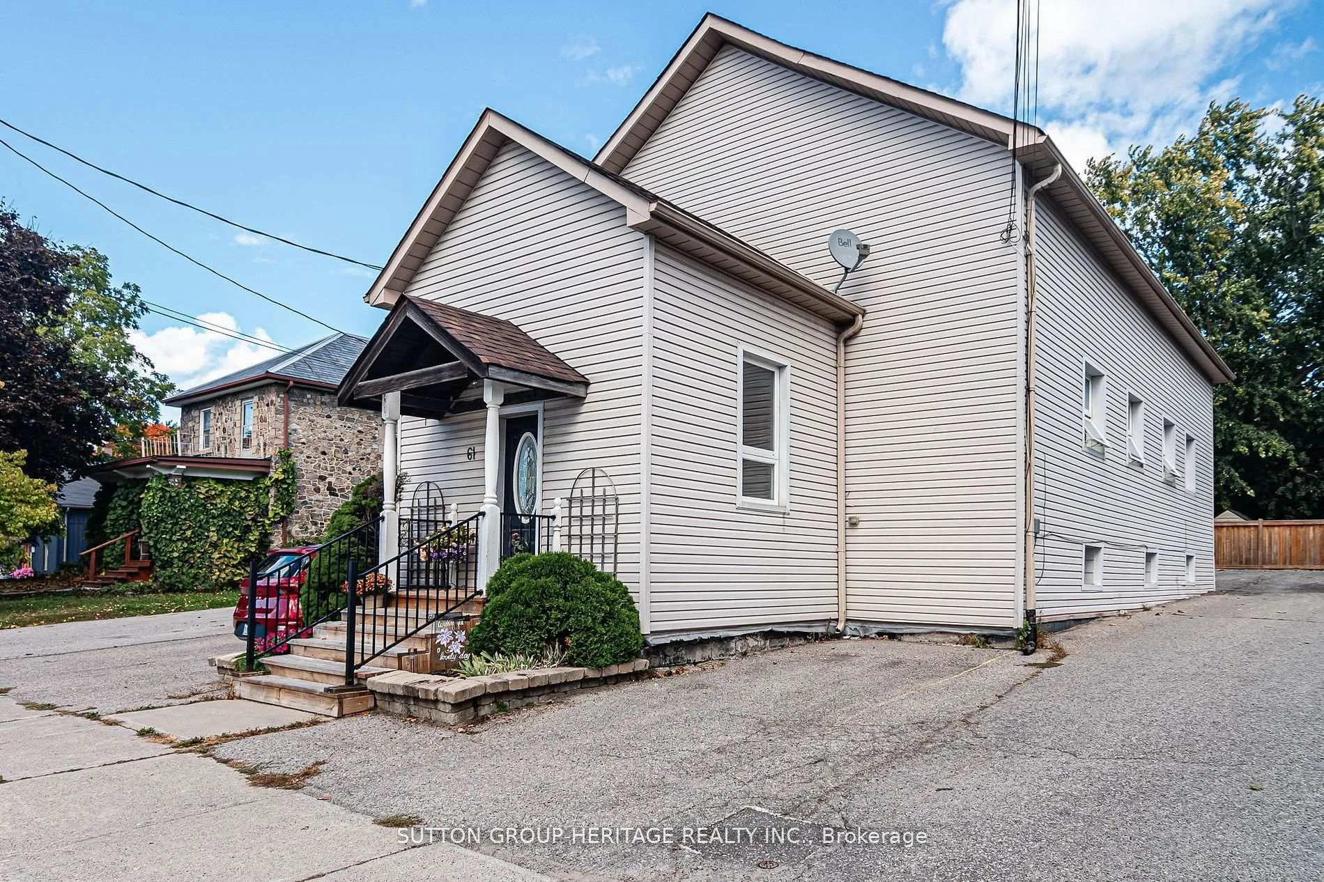 Photo 2 of 61 Main Street S, Uxbridge — HOMEH