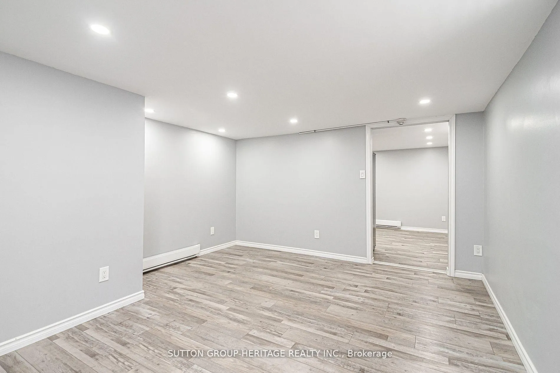 Photo 11 of 61 Main Street S, Uxbridge — HOMEH