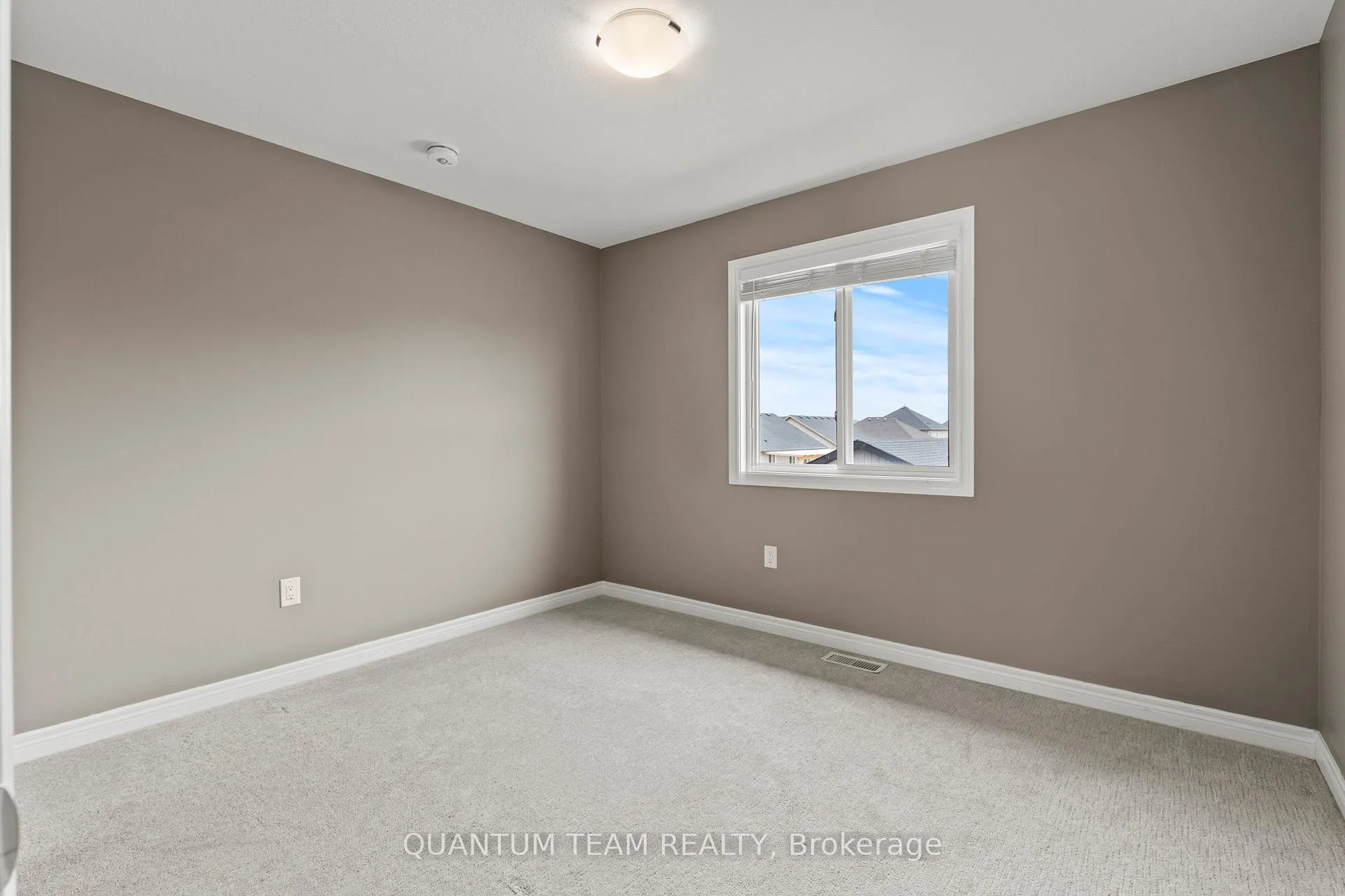 Photo 17 of 86 Homestead Way, Thorold, Rolling Meadows — HOMEH