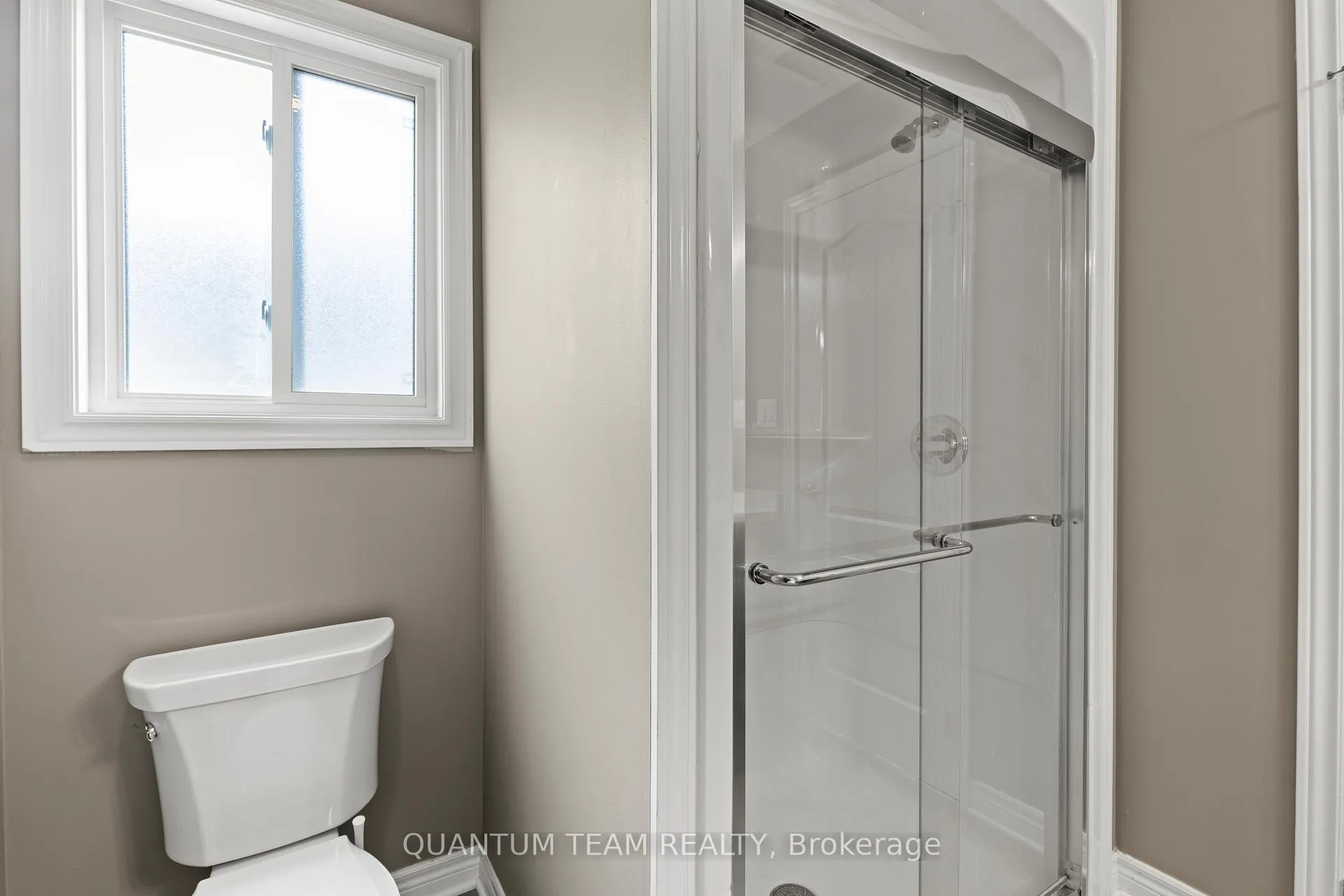 Photo 18 of 86 Homestead Way, Thorold, Rolling Meadows — HOMEH