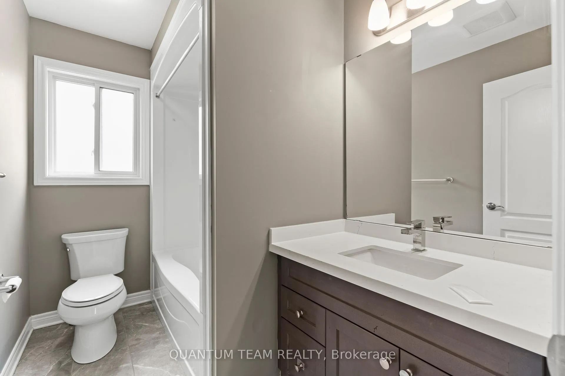 Photo 19 of 86 Homestead Way, Thorold, Rolling Meadows — HOMEH