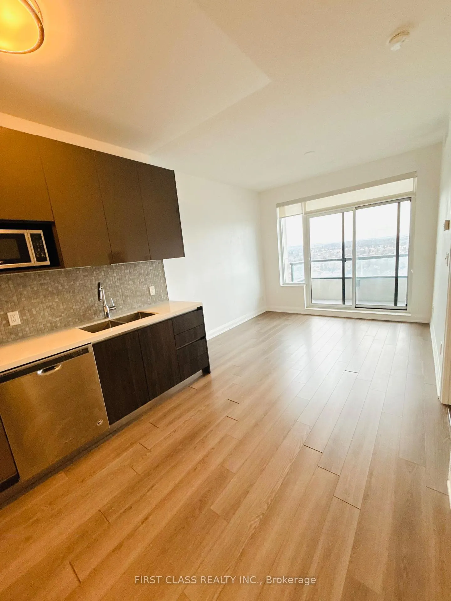 Photo 2 of Unit 2111, 15 Water Walk Drive, Markham, Unionville — HOMEH