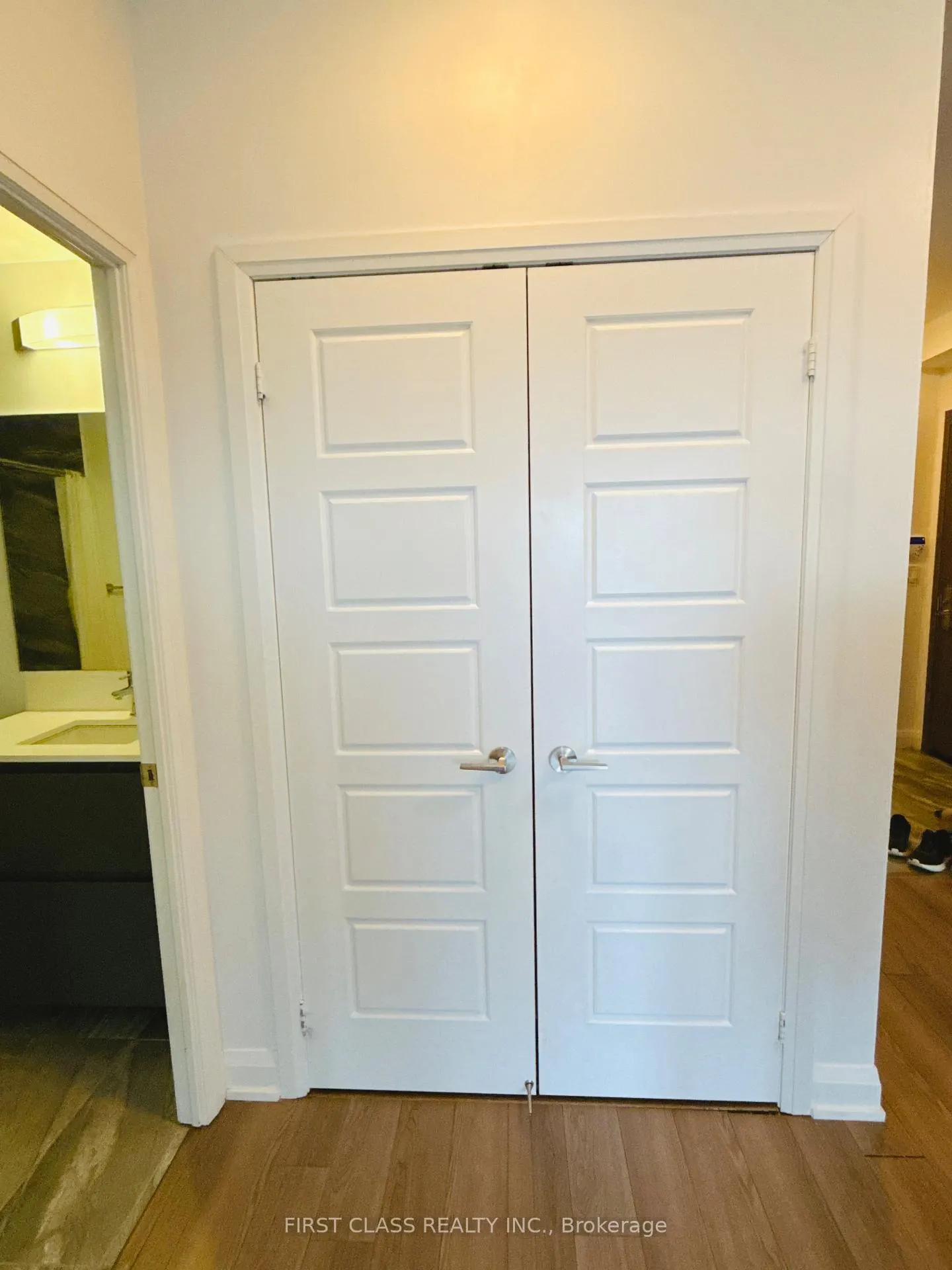 Photo 9 of Unit 2111, 15 Water Walk Drive, Markham, Unionville — HOMEH