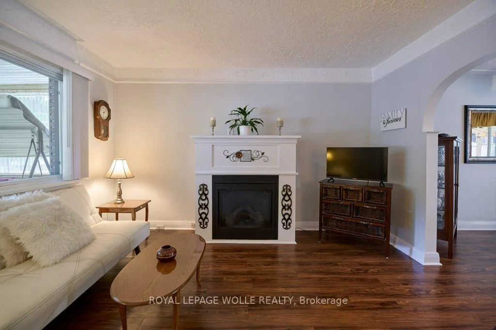 Photo 20 of 120 Wood Street, Kitchener — HOMEH