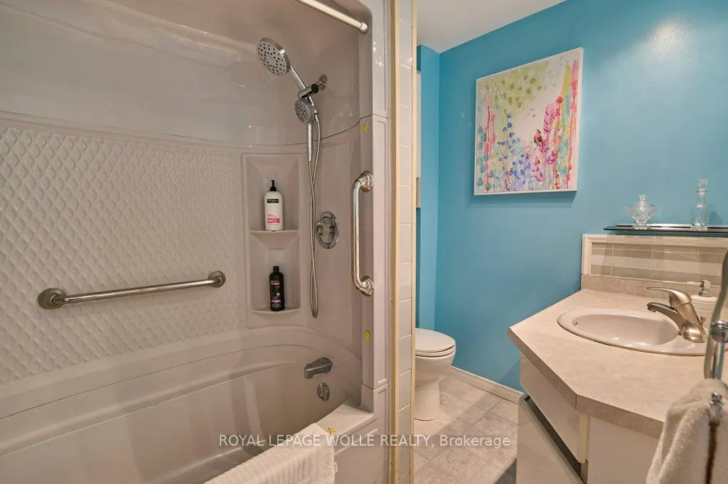 Photo 35 of 120 Wood Street, Kitchener — HOMEH