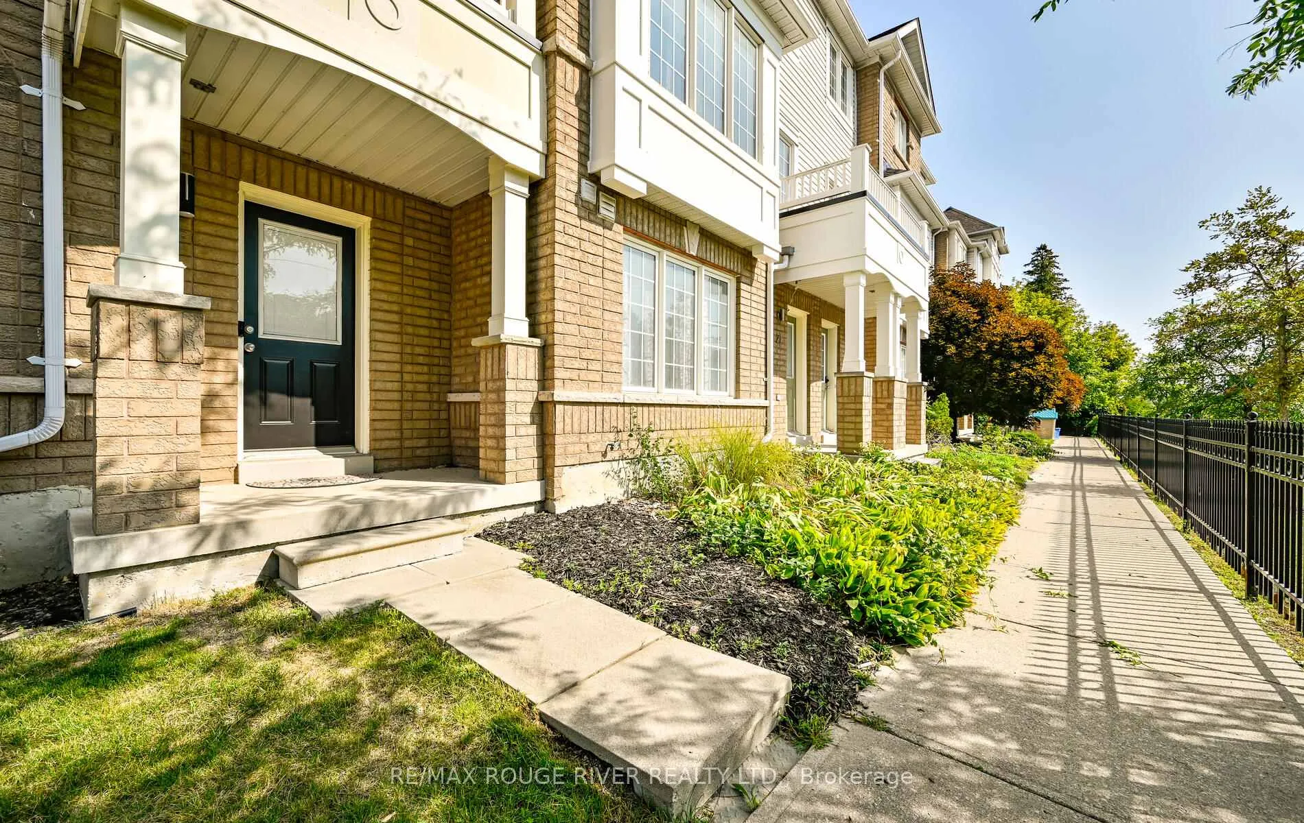 Photo 2 of Unit 20, 1790 Finch Avenue, Pickering, Village East — HOMEH