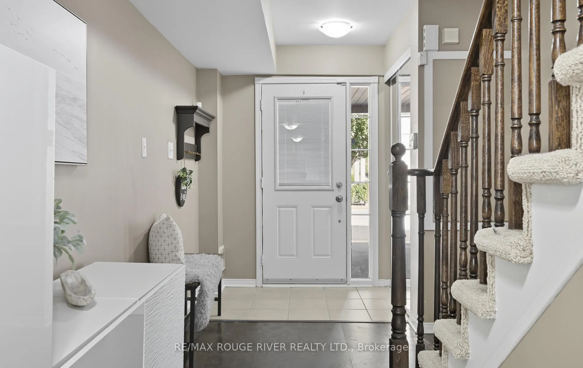 Photo 4 of Unit 20, 1790 Finch Avenue, Pickering, Village East — HOMEH