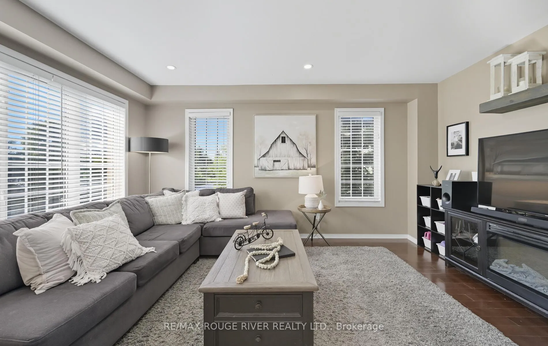 Photo 10 of Unit 20, 1790 Finch Avenue, Pickering, Village East — HOMEH
