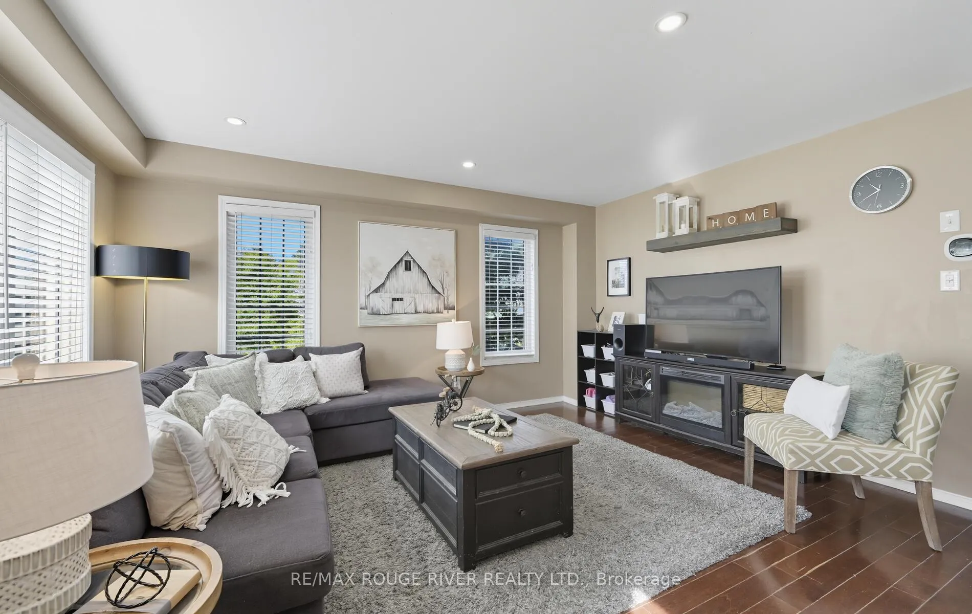 Photo 11 of Unit 20, 1790 Finch Avenue, Pickering, Village East — HOMEH
