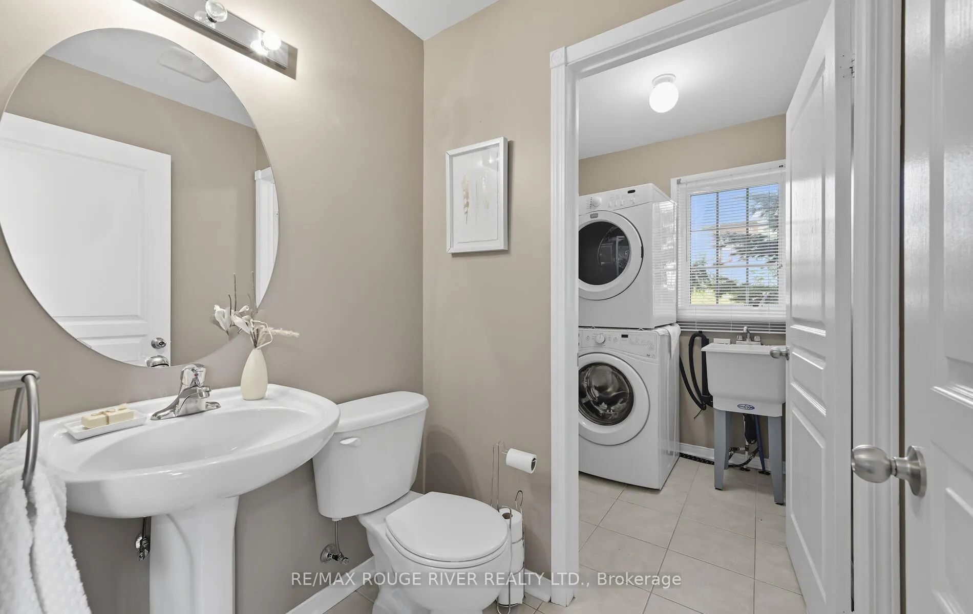 Photo 23 of Unit 20, 1790 Finch Avenue, Pickering, Village East — HOMEH