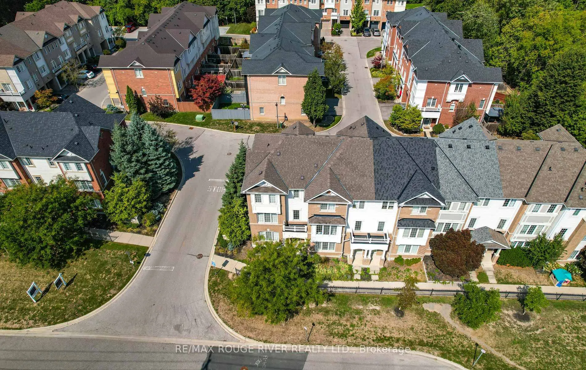 Photo 42 of Unit 20, 1790 Finch Avenue, Pickering, Village East — HOMEH
