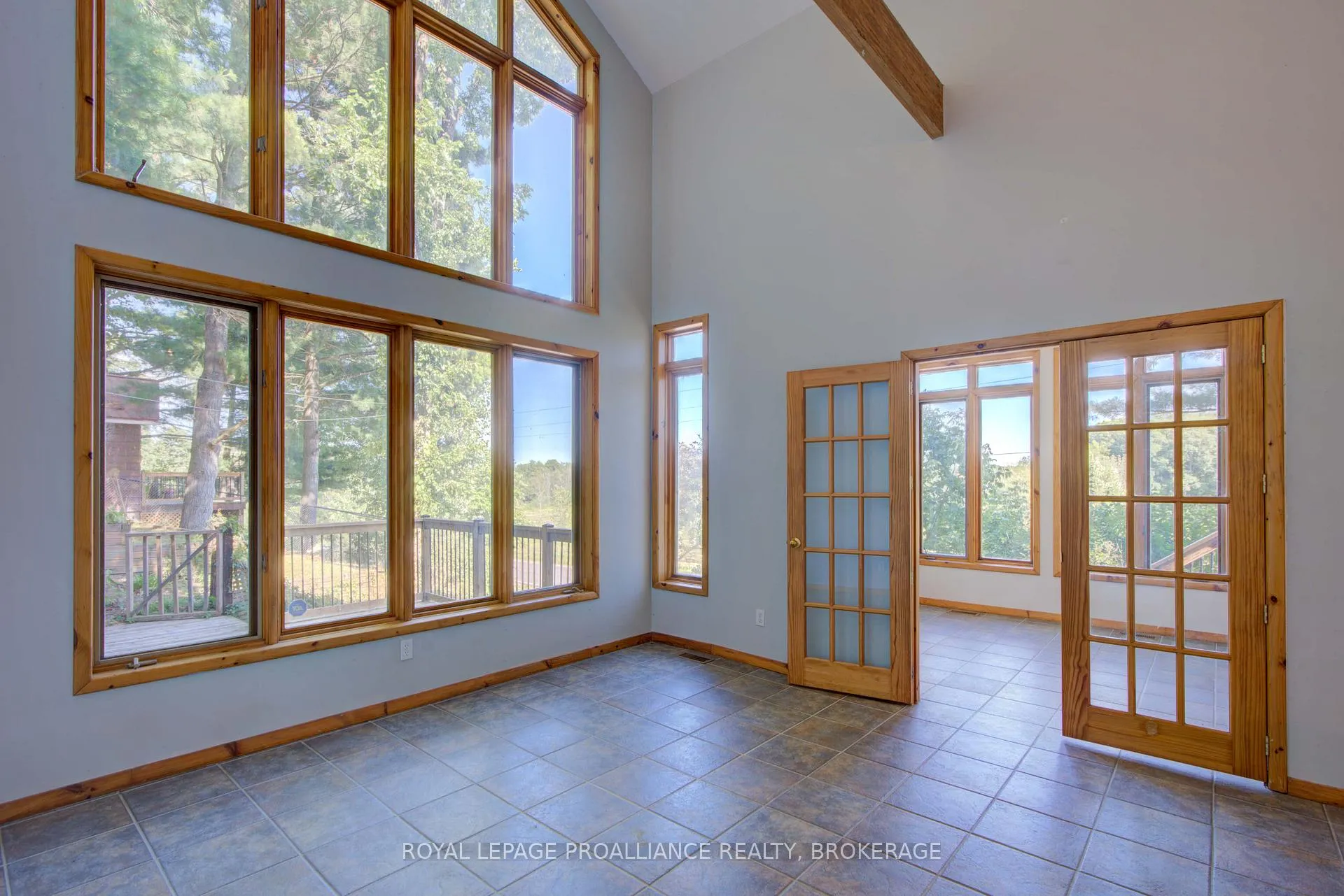 Photo 15 of 1512 Chaffey's Lock Road, Rideau Lakes, Rideau Lakes (South Crosby) Twp — HOMEH