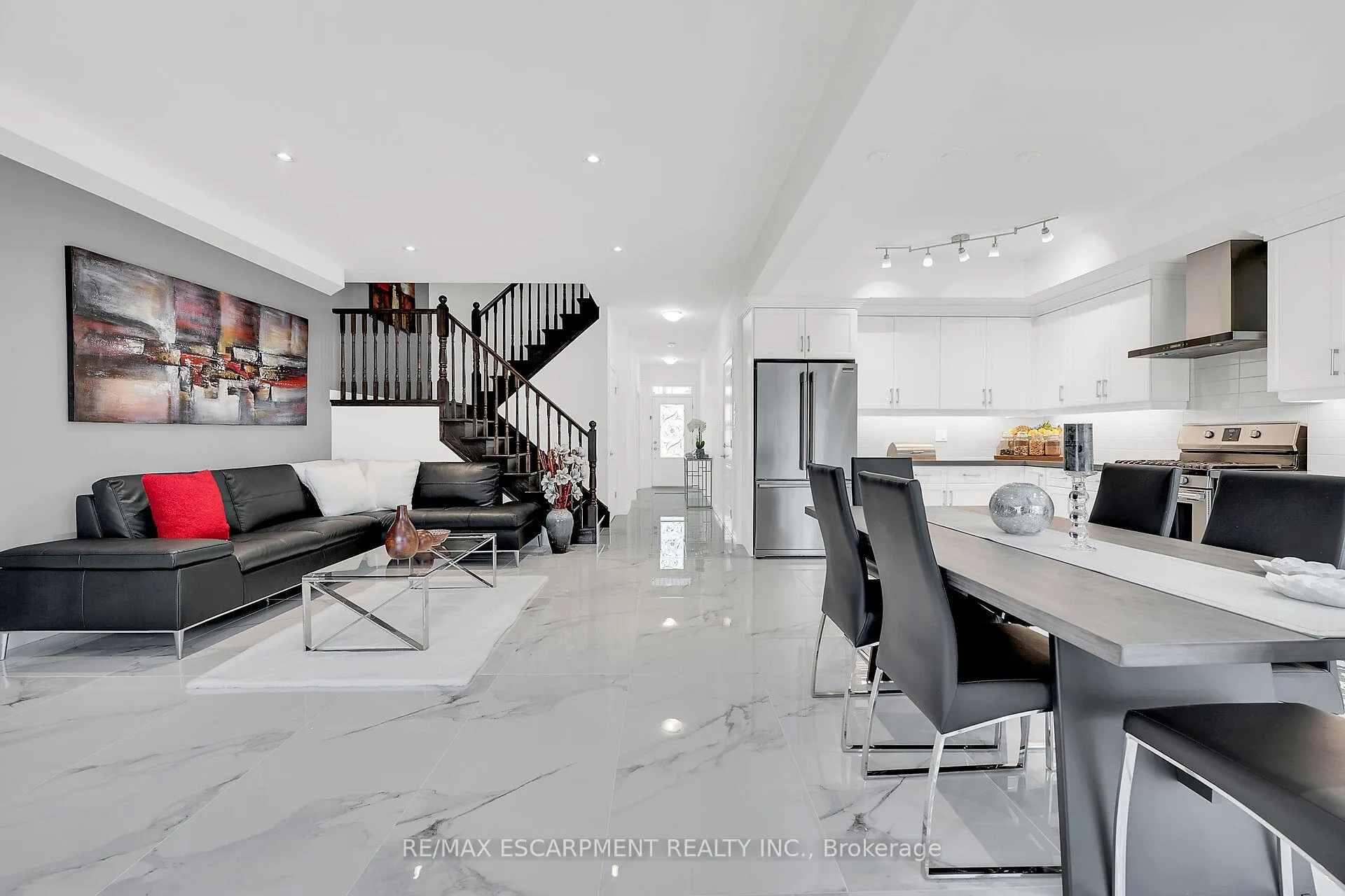 Photo 16 of 134 Shoreview Place, Hamilton, Stoney Creek — HOMEH