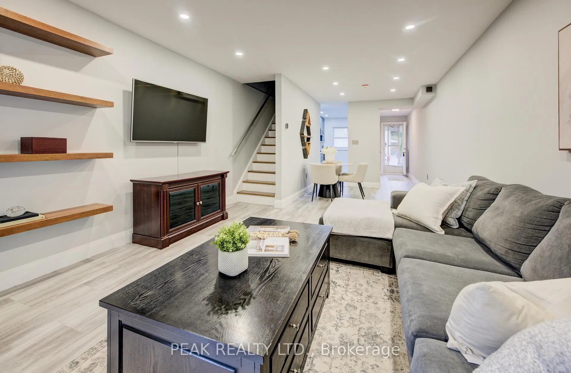 Photo 18 of Unit E, 513 Weber Street, Waterloo — HOMEH