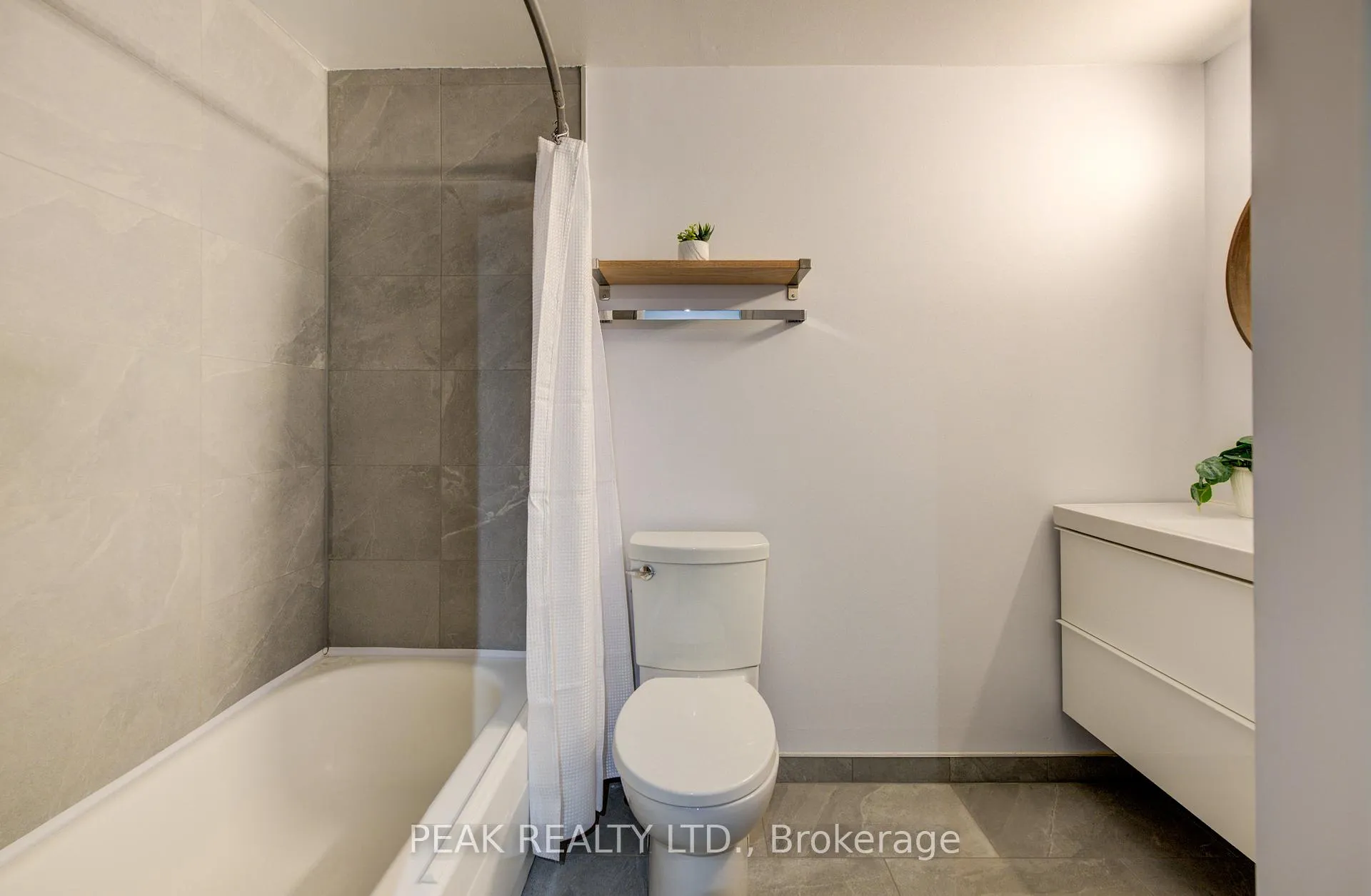 Photo 27 of Unit E, 513 Weber Street, Waterloo — HOMEH