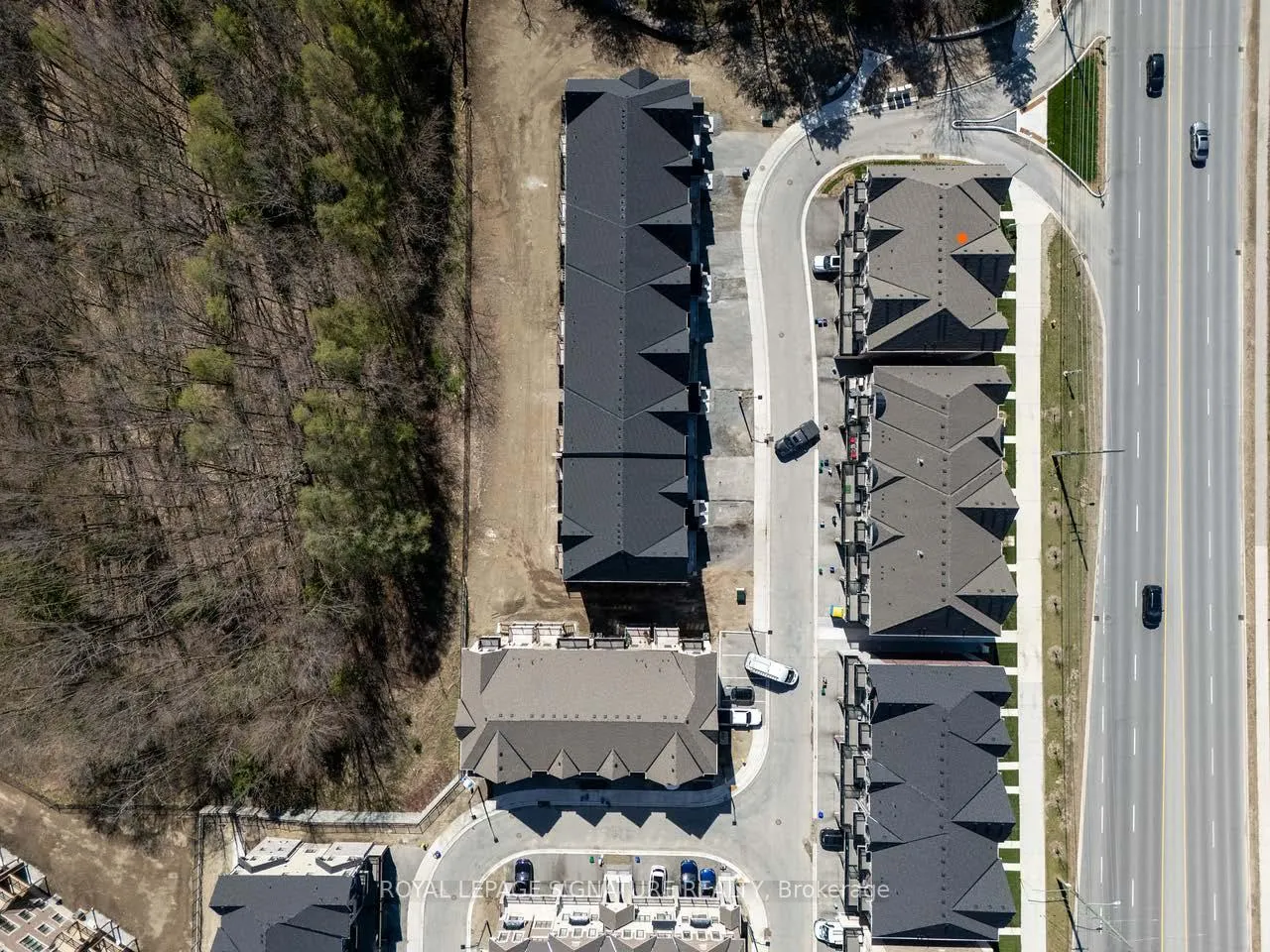 Photo 2 of 4159 Major Mackenzie Drive E, Markham, Angus Glen — HOMEH