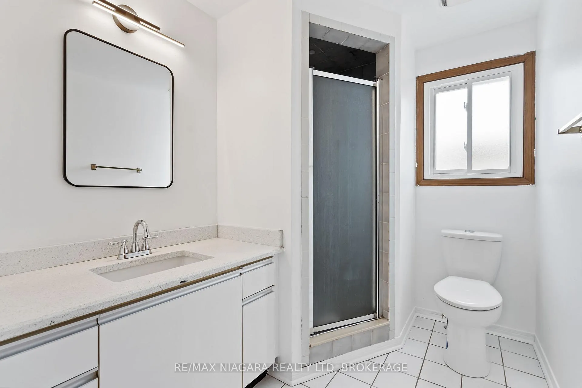 Photo 16 of 54 Culligan Crescent, Thorold, Confederation Heights — HOMEH