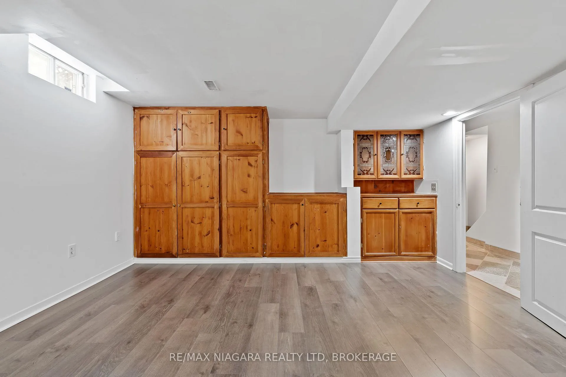 Photo 25 of 54 Culligan Crescent, Thorold, Confederation Heights — HOMEH
