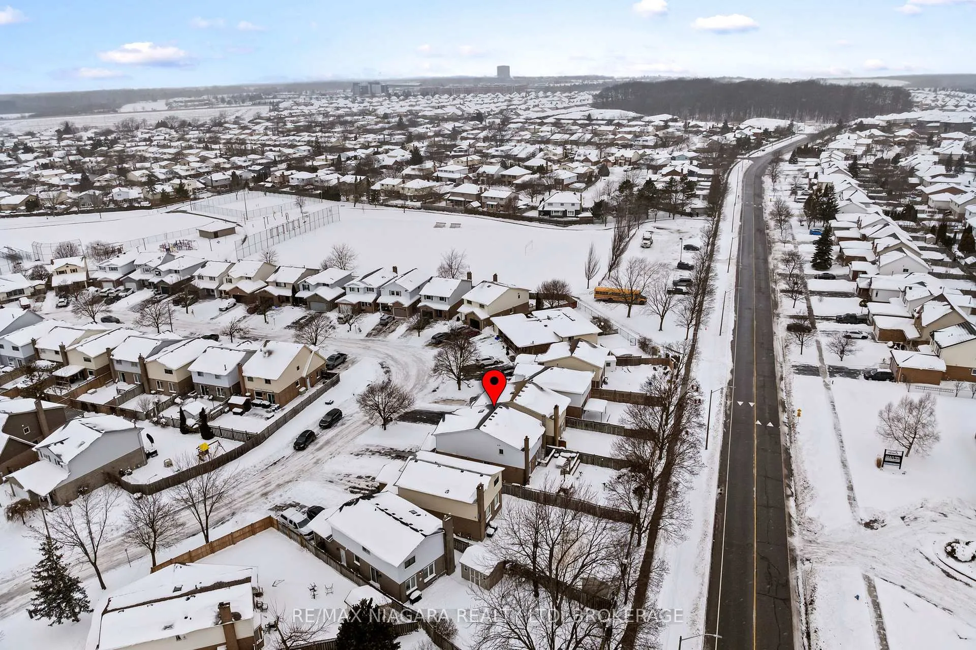 Photo 32 of 54 Culligan Crescent, Thorold, Confederation Heights — HOMEH