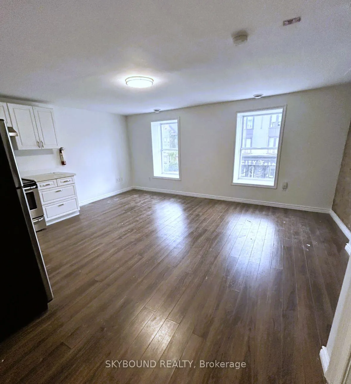 Photo 9 of 470 King Street W, Hamilton, Strathcona — HOMEH