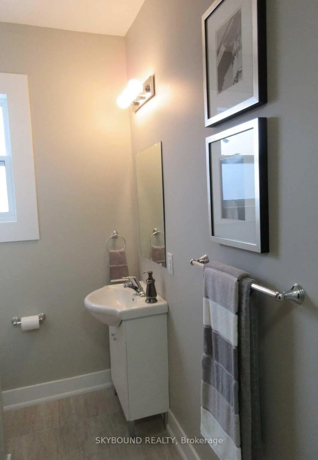 Photo 6 of 835 King Street E, Hamilton, Gibson — HOMEH