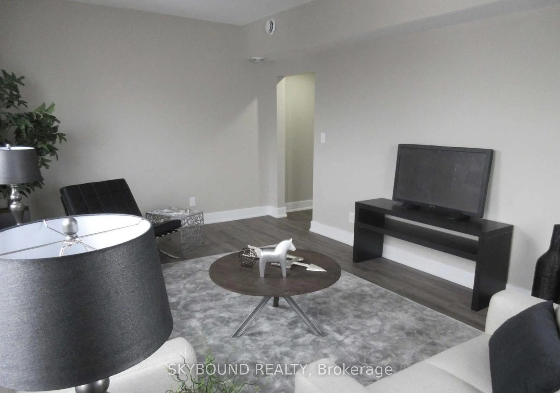 Photo 7 of 835 King Street E, Hamilton, Gibson — HOMEH