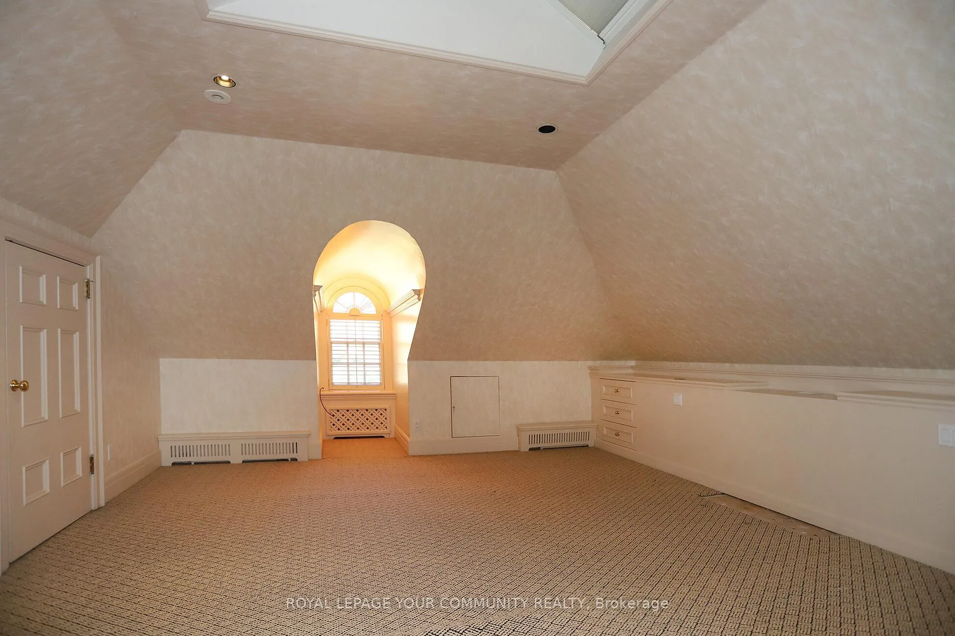 Photo 34 of 7 Rosemary Lane, Toronto, Forest Hill South — HOMEH