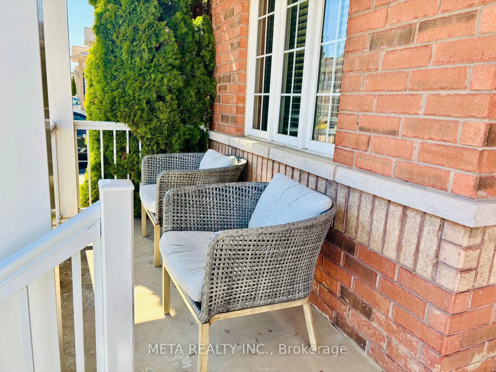 Photo 3 of 102 Begonia Crescent, Brampton, Northwest Sandalwood Parkway — HOMEH