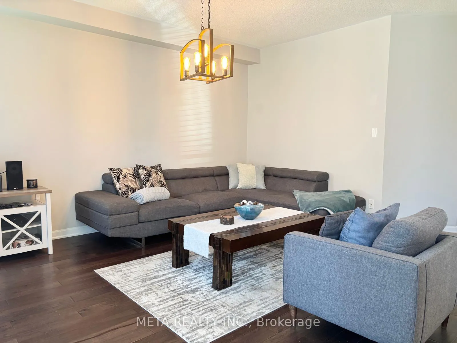 Photo 5 of 102 Begonia Crescent, Brampton, Northwest Sandalwood Parkway — HOMEH