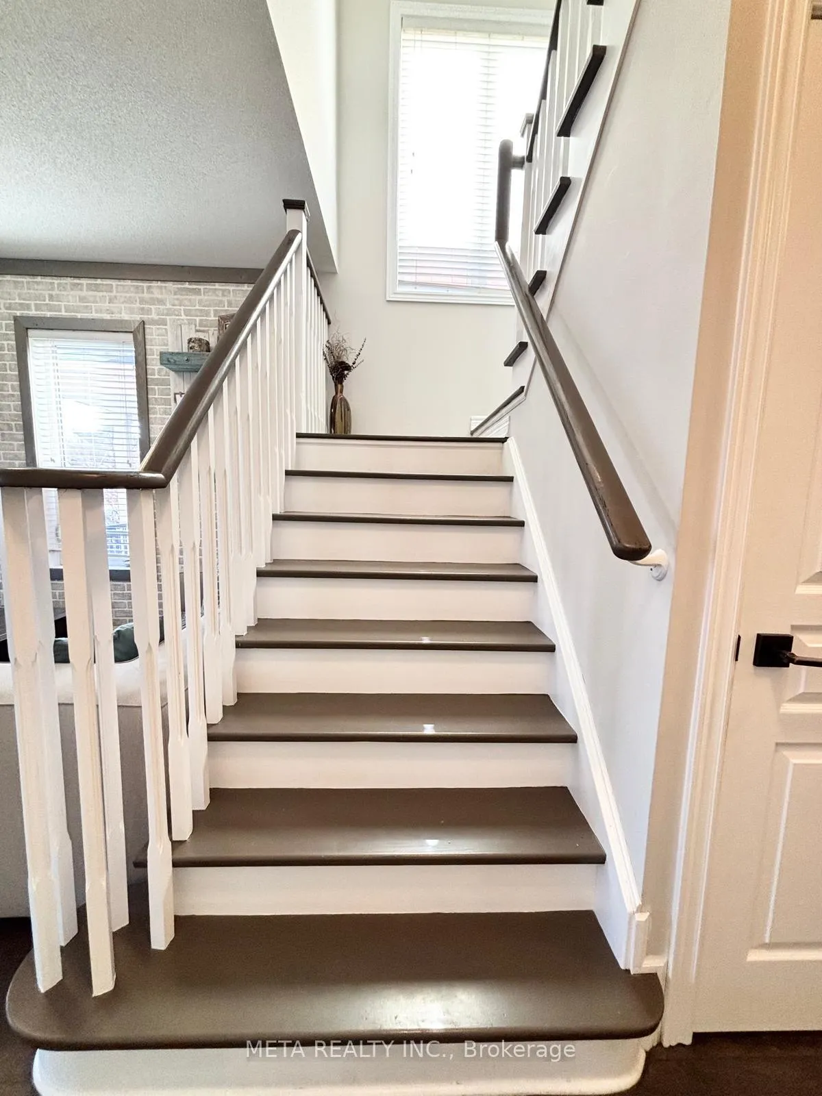Photo 14 of 102 Begonia Crescent, Brampton, Northwest Sandalwood Parkway — HOMEH